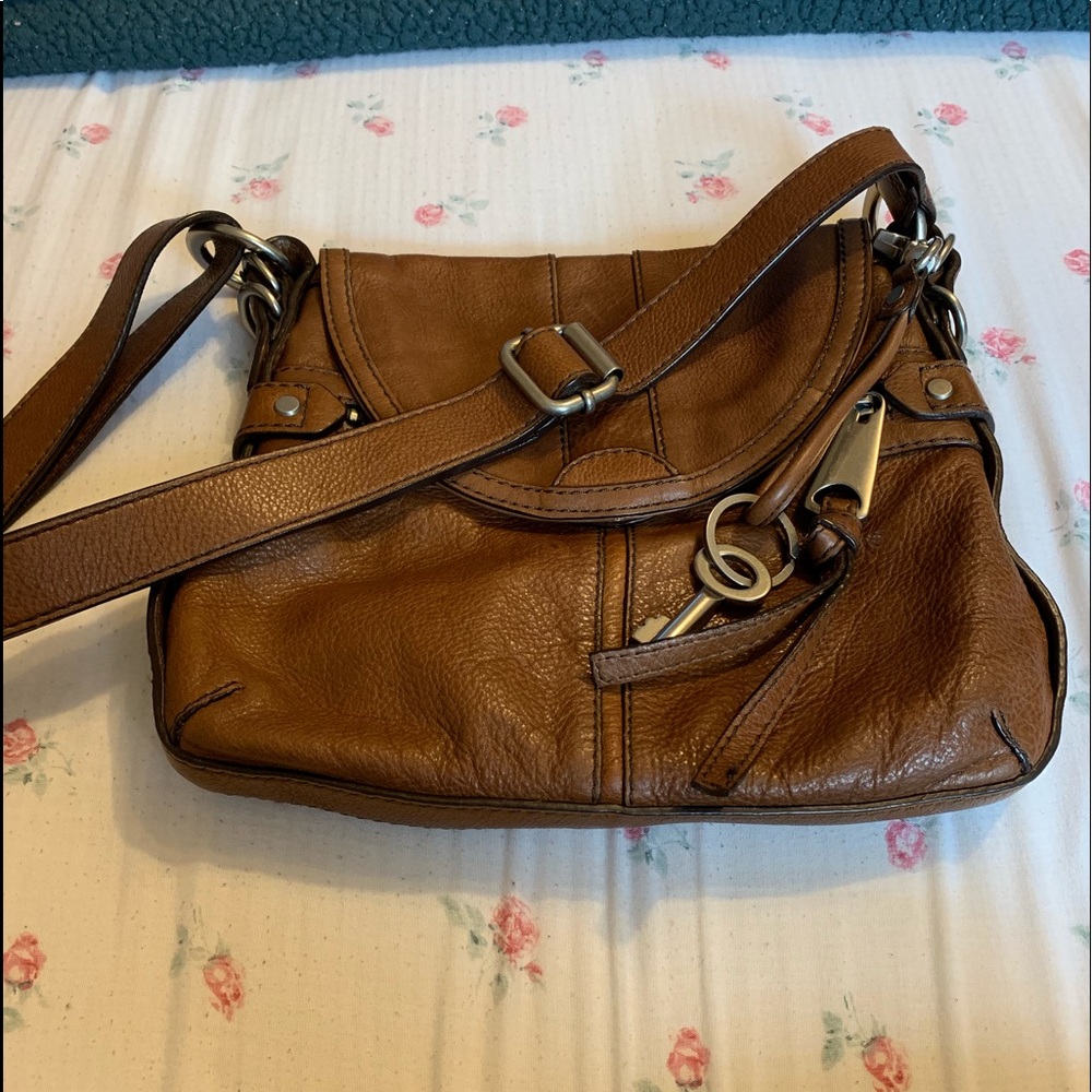 Gently used Fossil handbag. Has more years to go!